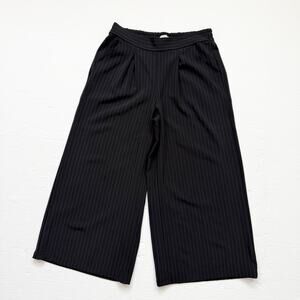 Max Studio Black Pinstripe Cropped Wide Leg Pants, Size Medium